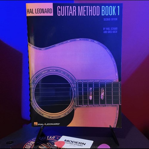 Hal Leonard Hal Leonard Guitar Method Book 1 Book Only